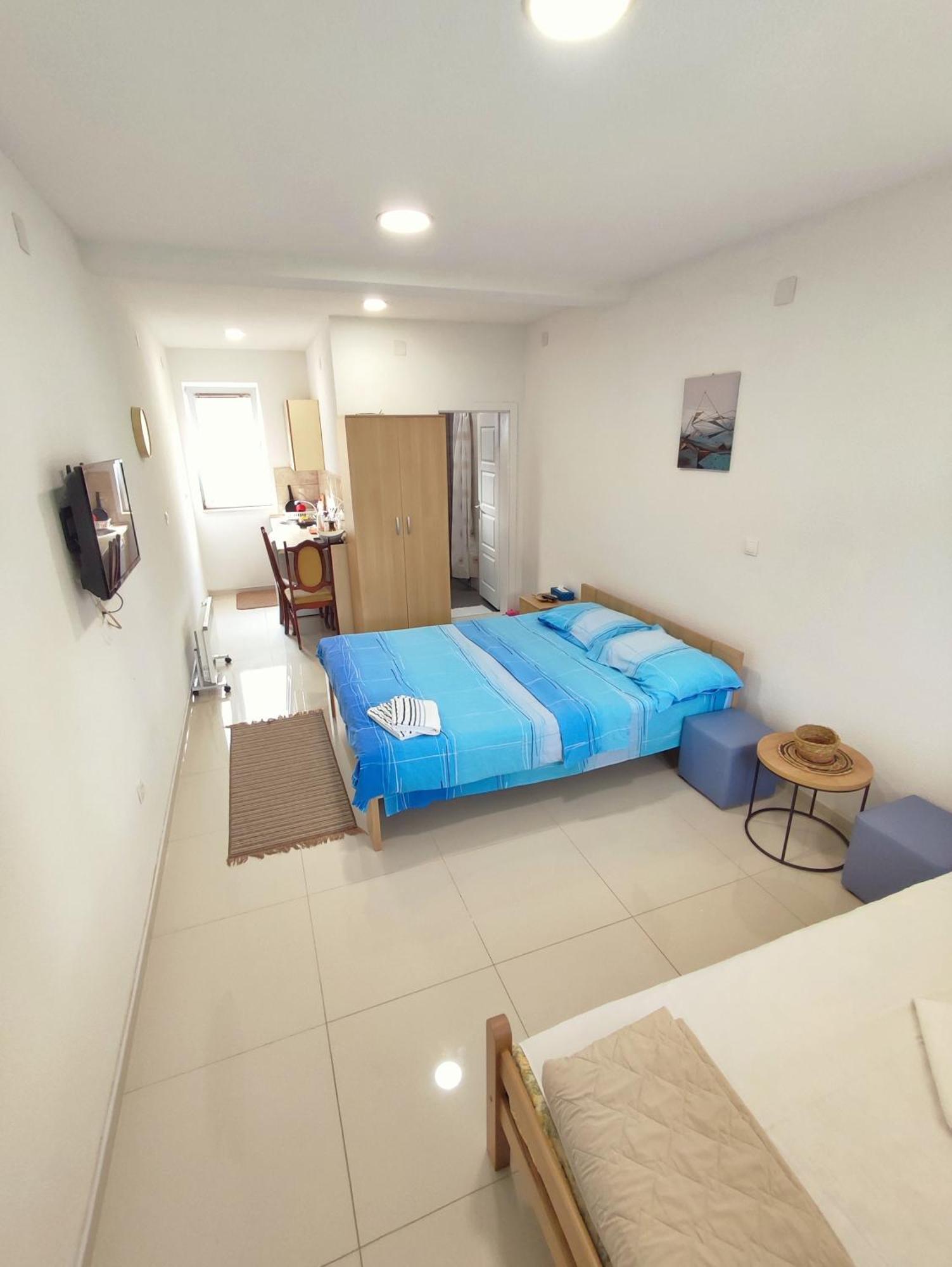 Apartments Three オフリド 部屋 写真