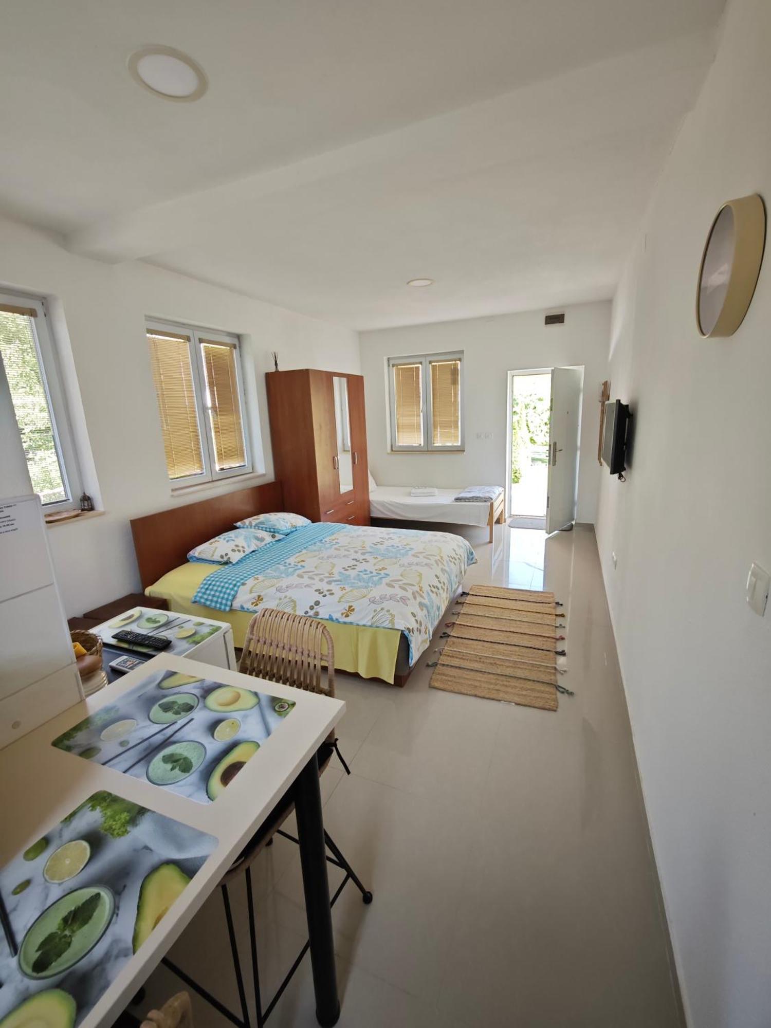 Apartments Three オフリド 部屋 写真